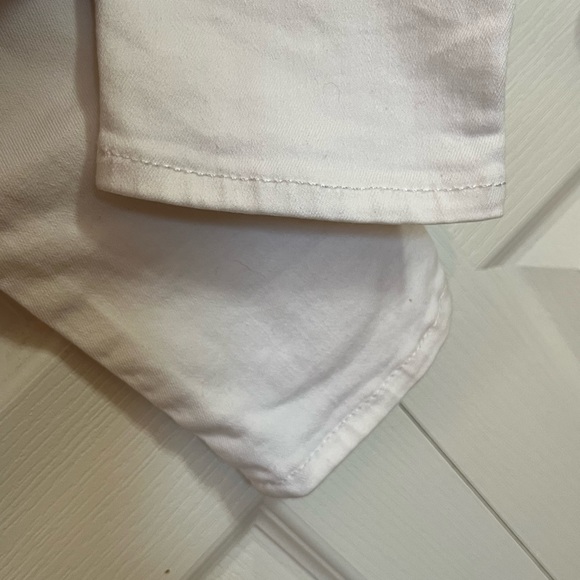 Old Navy White stretch waist ripped jeans size 4 - Picture 6 of 8